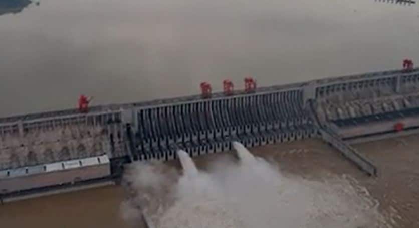 चीन ने धमाके से उड़ाया दुनिया का सबसे बड़ा बांध, ये थी वजह