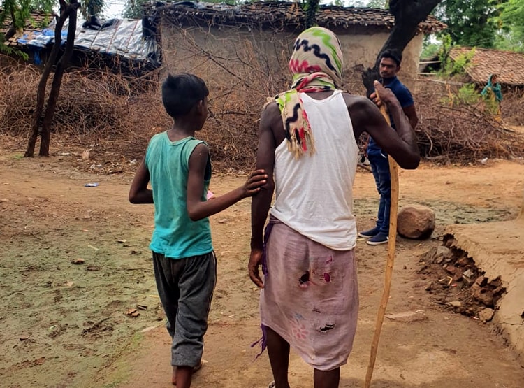 'दिहाड़ी चाहिए तो देह दो' चित्रकूट में खनन ठेकेदारों ने बसाया 'नरकलोक'