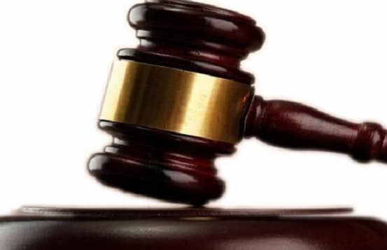 रियल लाइफ की 'हिंदी मीडियमः' गरीब छात्र की महंगी कार, पोल खुली तो फैमिली फरार