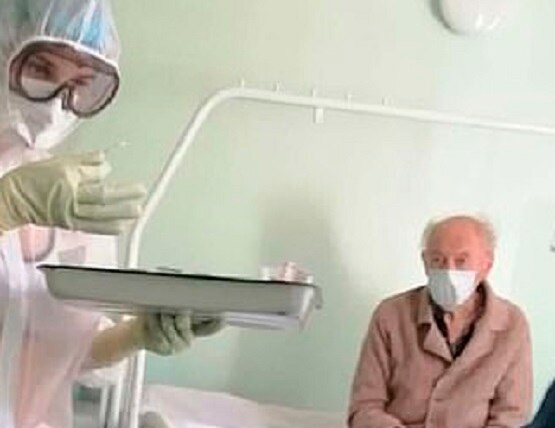 जिस नर्स की पारदर्शी ड्रेस पर मचा था बवाल, अब बताएगी मौसम का हाल