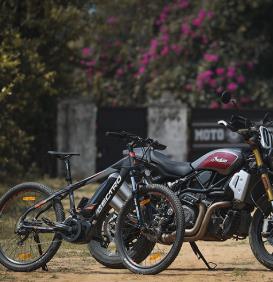 कार वाले भी साइकिल पर, कंपनी ने कहा- ऐसी दीवानगी नहीं देखी