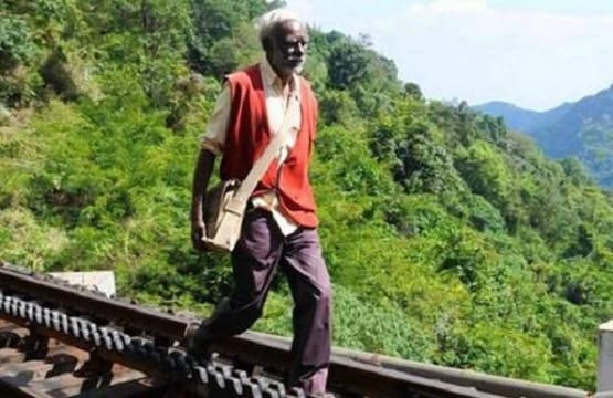 दुर्गम इलाकों में 30 साल तक पहुंचाई चिट्ठियां, रिटायर हुए पोस्टमैन डी सिवन