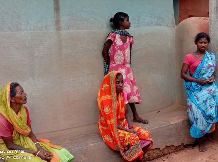 तीन दिन से शव के साथ रह रहा था परिवार, बदबू फैली तो खुला राज