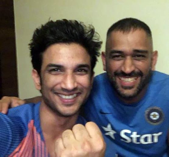 धोनी संग गहरा था सुशांत का रिश्ता, तस्वीरों में देखें स्पेशल बॉन्डिंग