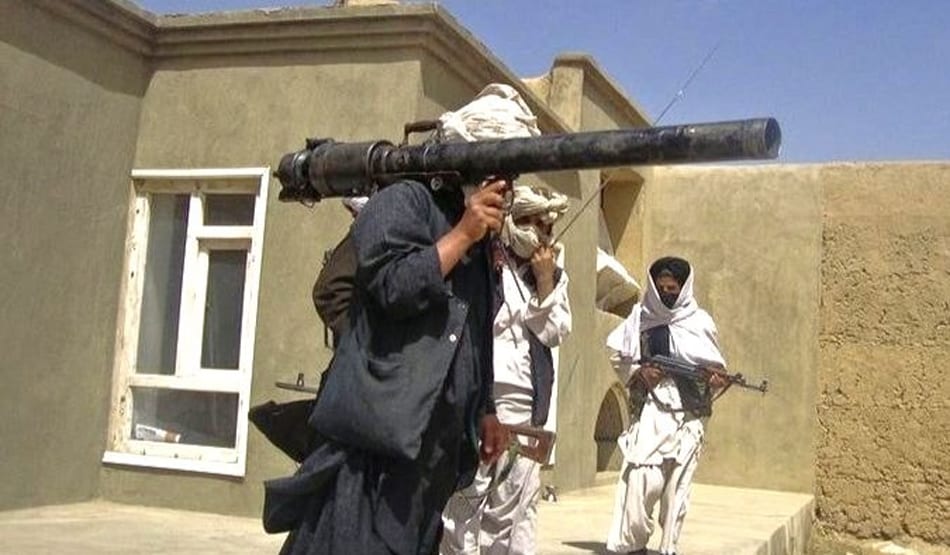 लड़की ने लिया मां-बाप के कत्ल का बदला, AK 47 से 3 आतंकियों को भूना