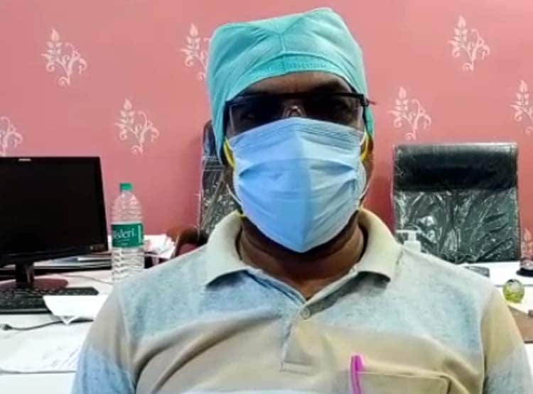 नवजात का शव समझकर हो रहा था पोस्टमॉर्टम, निकली प्लास्टिक की गुड़िया