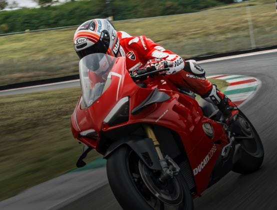 Ducati की इस नई बाइक की भारत में बुकिंग शुरू, लुक है बेहद दमदार