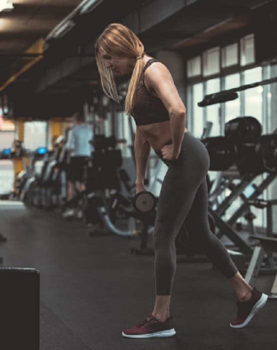 पैरों की मजबूती के लिए महिलाओं को रोज करनी चाहिए ये 7 एक्सरसाइज