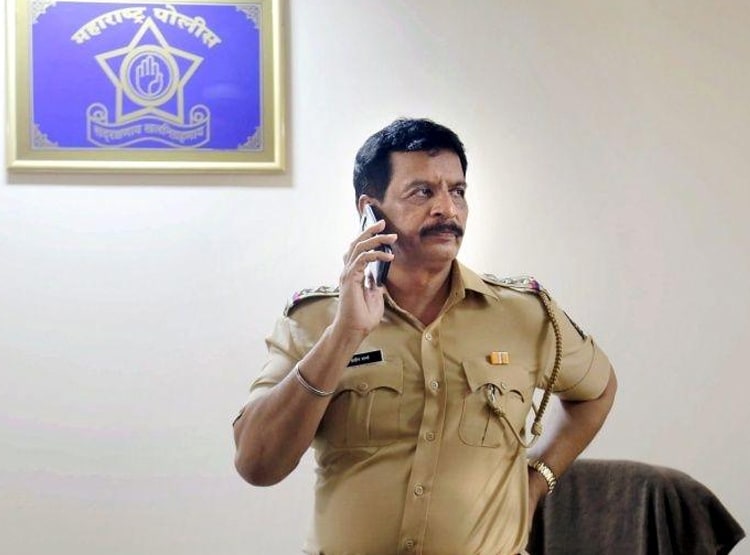 विकास दुबे पर क्या बोले मुंबई के 'एनकाउंटर स्पेशलिस्ट' प्रदीप शर्मा