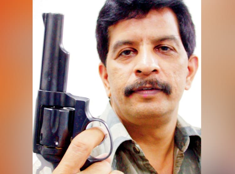 विकास दुबे पर क्या बोले मुंबई के 'एनकाउंटर स्पेशलिस्ट' प्रदीप शर्मा