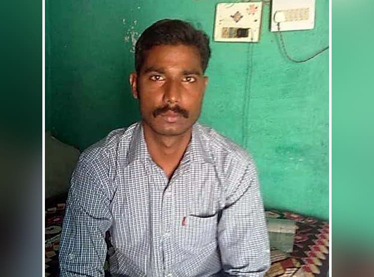 बचपन में ही चल बसी थीं शहीद सिपाही की मां, दादा ने बनाया काबिल