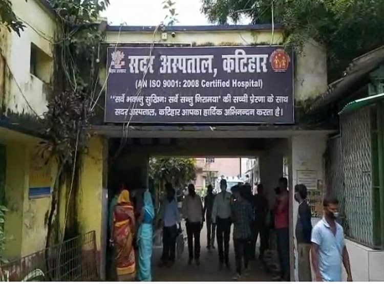 कोरोना की भयावह तस्वीर, परिवार ने ठुकराया, 24 घंटे एंबुलेंस में पड़ा रहा शव