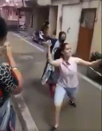 पुणे गर्ल का डांस हुआ वायरल, कोरोना के खिलाफ बहन की लड़ाई पर मनाया जश्न