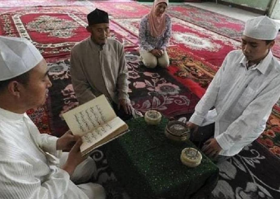 उइगर महिलाओं की जबरन नसबंदी करवा रही चीन सरकार: रिपोर्ट