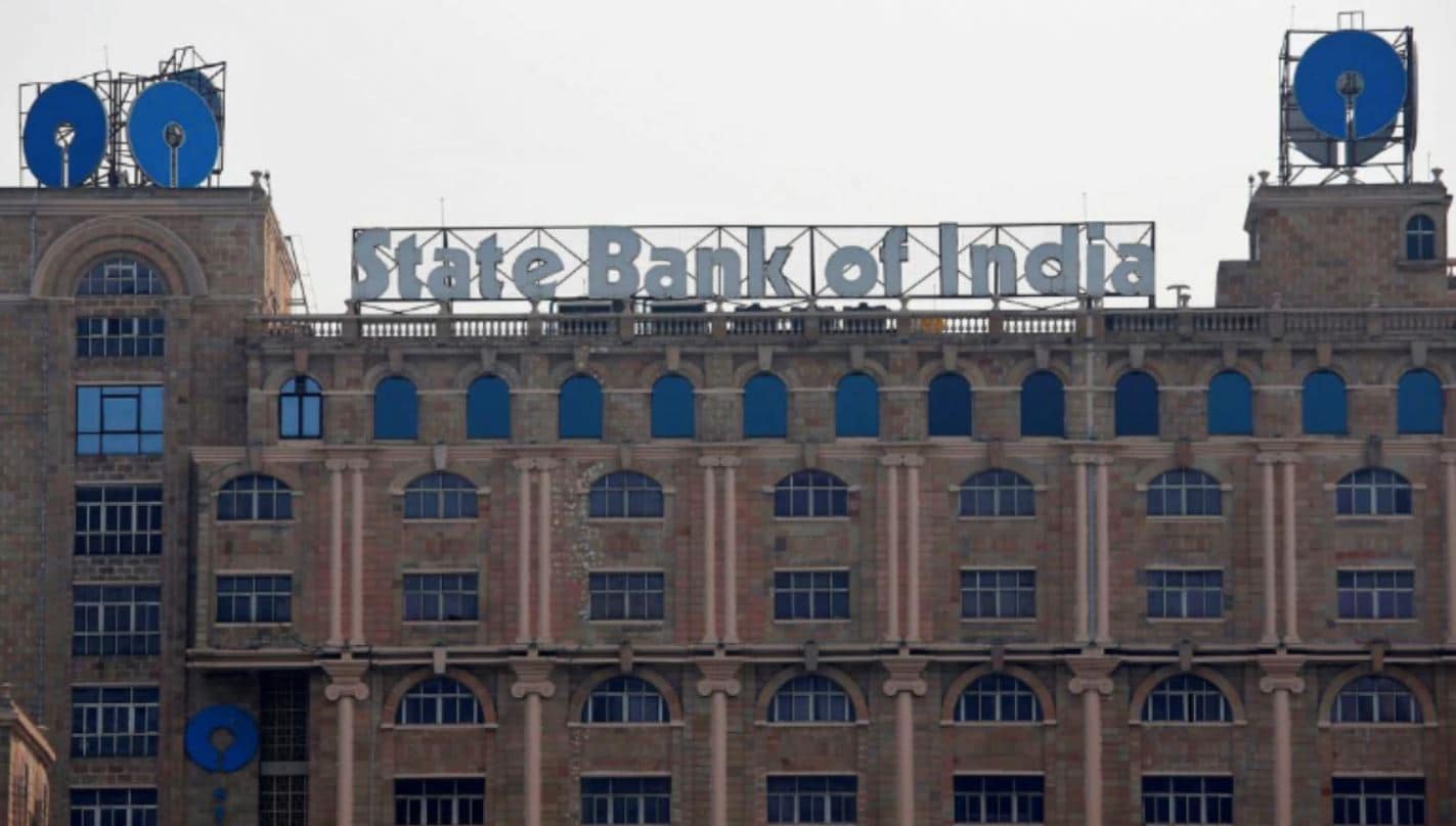 बैंक में नहीं मिली नौकरी तो खोल ली SBI की फर्जी ब्रांच, बाप-बेटा अरेस्ट
