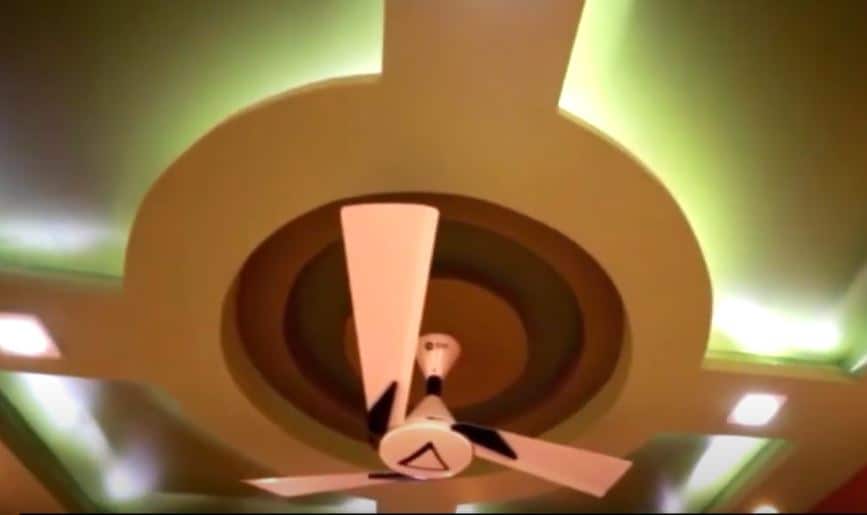 शौक बड़ी चीज है...कैमरे के आकार का घर, बेटों का नाम कैनन और निकॉन