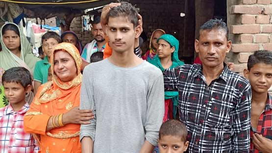 9 साल पहले खोया दिव्यांग बच्चा ऐसे मिला, रुला देगी ये कहानी