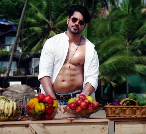 उर्वशी रौतेला ने लॉकडाउन में गौतम गुलाटी संग रचाई शादी? तस्वीरें हुईं वायरल