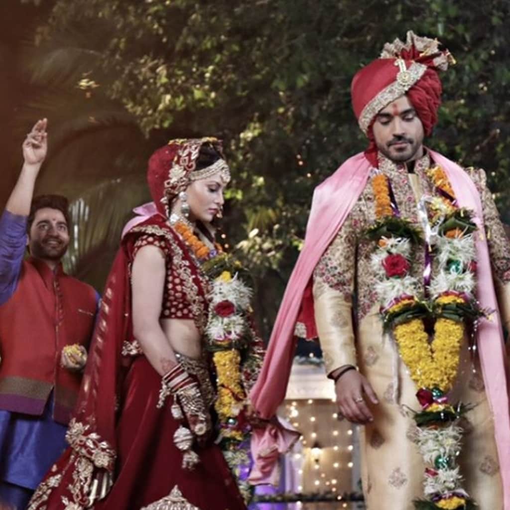 उर्वशी रौतेला ने लॉकडाउन में गौतम गुलाटी संग रचाई शादी? तस्वीरें हुईं वायरल