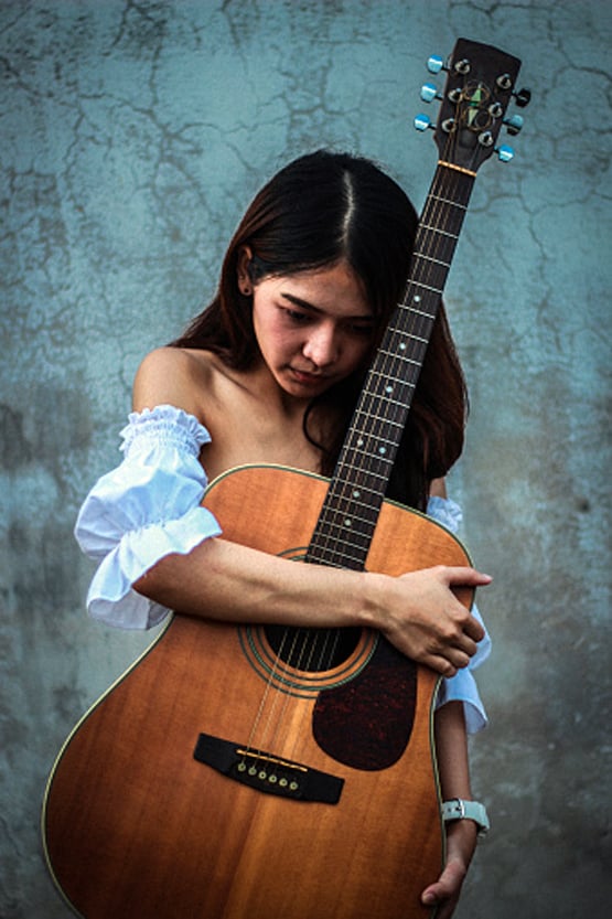 इंडियन आइडल कंटेस्टेंट रही सिंगर को भगा ले गया 3 बच्चों का पिता, FIR