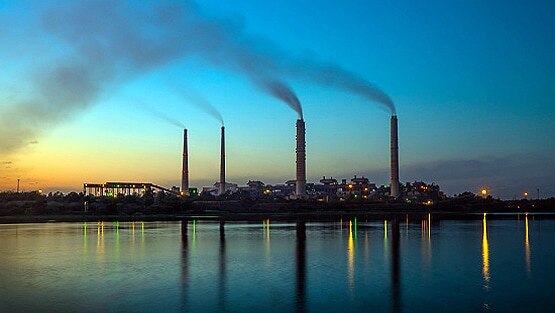 प्रदूषण के कारण भारतीयों की जिंदगी 5.2 साल घट गई, नई रिसर्च में खुलासा