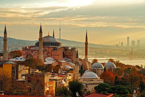 तुर्की के म्यूजियम को मस्जिद में बदलने पर विवाद, अब पोप ने दिया बयान