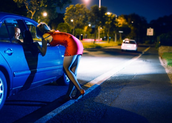 कैसे होता है पोर्न एक्ट्रेस का दिन, सुबह जागने से रात सोने तक पूरा रूटीन