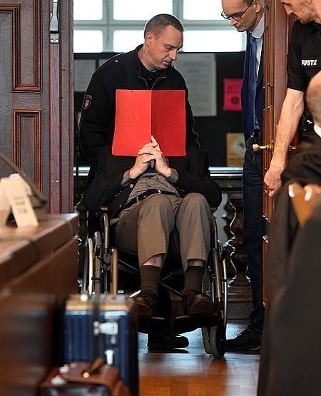 93 वर्षीय इस शख्स को 5230 हत्याओं का अपराधी ठहराया गया