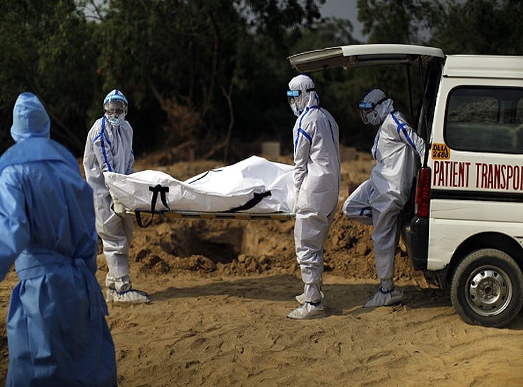 कोरोना ने उजाड़े 2 परिवार, 6 दिन में 3 भाइयों की मौत, लड़की अनाथ