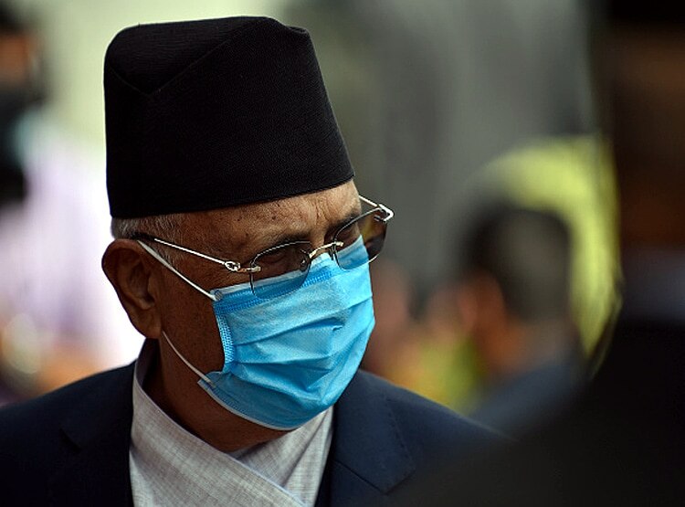 रिपोर्टः चीन से रिश्वत ले रहे नेपाल के PM ओली, स्विस अकाउंट में 41 करोड़ रु.