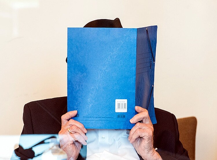 93 वर्षीय इस शख्स को 5230 हत्याओं का अपराधी ठहराया गया