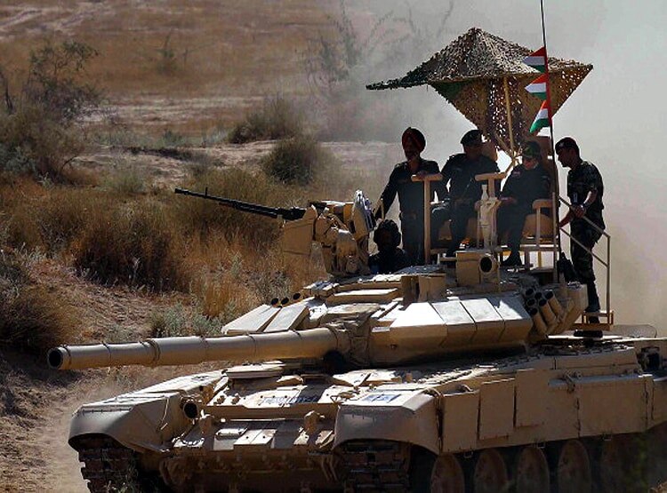 गलवान में पीछे हटा चीन तो पश्चिमी सीमा पर PAK के साथ चल रहा नई चाल