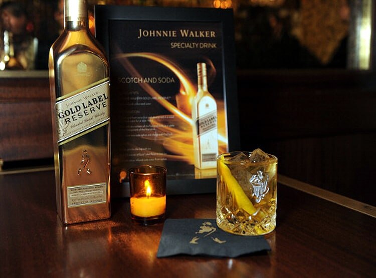 अगले साल से कागज की बोतल में आएगा स्कॉच का ये फेमस ब्रांड