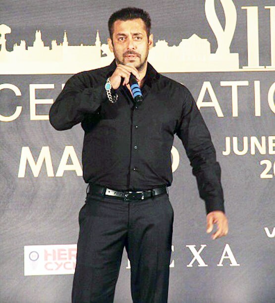 जब अवॉर्ड शोज में रखी गई अजीब कैटेगरी, नाम सुन दर्शक भी हुए हैरान