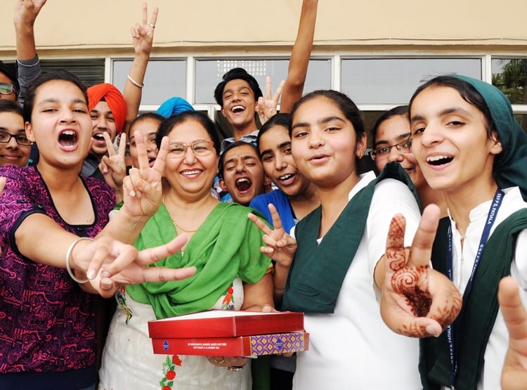 MPBSE 12th: मध्यप्रदेश की बेटियों का कमाल, साइंस-आर्ट्स में किया टॉप