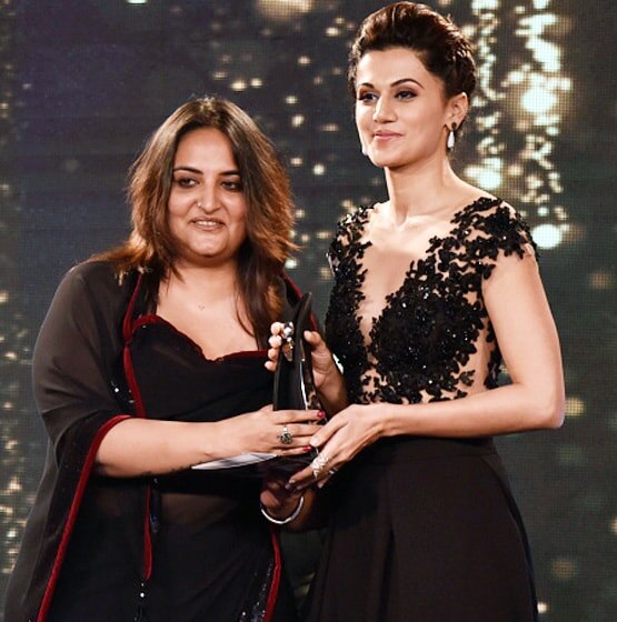 जब अवॉर्ड शोज में रखी गई अजीब कैटेगरी, नाम सुन दर्शक भी हुए हैरान