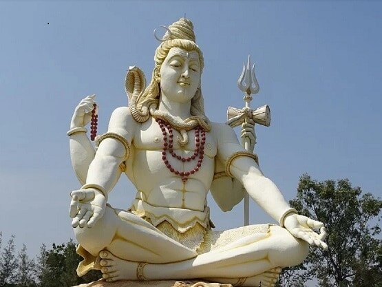 नाग पंचमी पर बन रहा दुर्लभ योग, मिलेगी कालसर्प दोष से मुक्ति