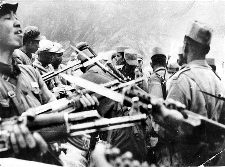 पीठ दिखाकर हमला करता है चीन, चलेगा 1962 वाली चाल? पुरानी खबर वायरल