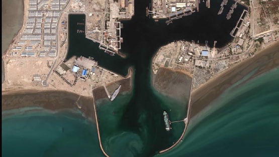 ईरान ने अमेरिकी एयरक्राफ्ट की डमी को मिसाइल से उड़ाया, भड़का अमेरिका