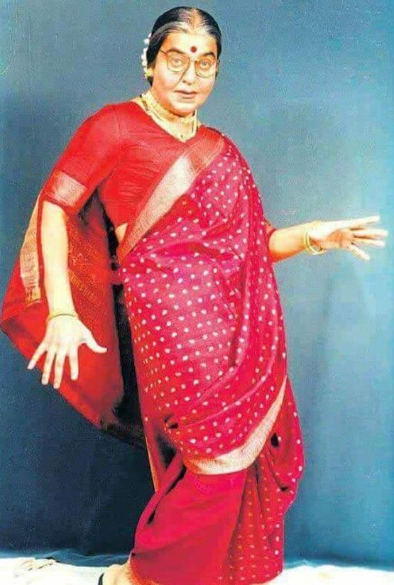 अक्षय से कमल हासन तक, साड़ी पहनकर इन बॉलीवुड एक्टर्स ने जीता दिल