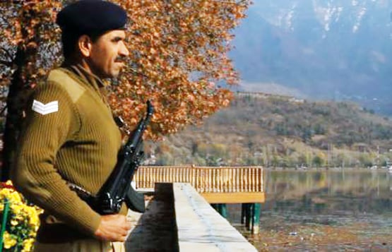 वो बॉलीवुड फिल्में जिन्हें नसीब नहीं हुए थियेटर्स, कंटेंट के चलते हुईं बैन