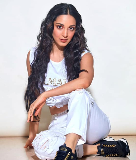 सुशांत की फिल्म ने खोली थी कियारा की किस्मत, विवादों के बाद चर्चा में आईं