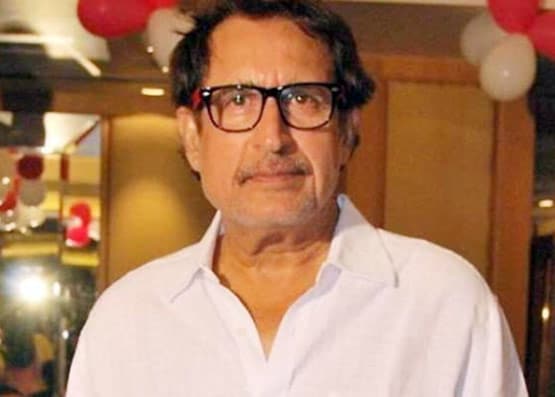 कनिका कपूर से अमिताभ तक, कोरोना की चपेट में आए ये सितारे