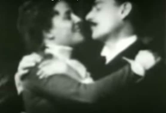 124 साल पहले इस फिल्म में दिखा पहला किसिंग सीन, देखकर दंग थे दर्शक