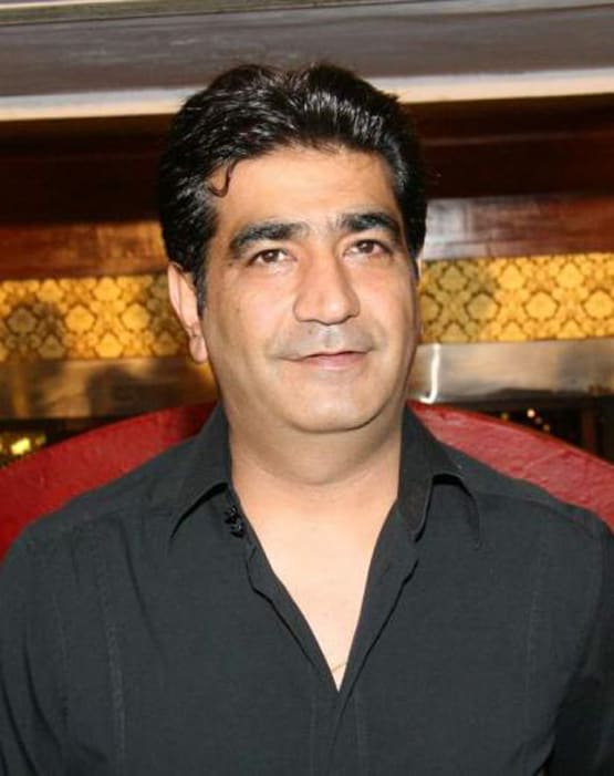 कहां गुम हो गए 90s के वो सितारे, कभी हुआ करते थे सिल्वर स्क्रीन की जान