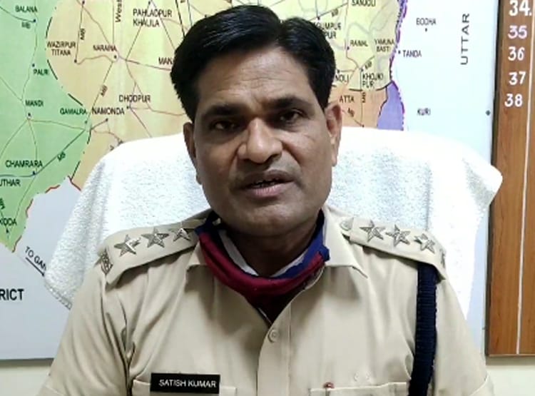 गन प्वाइंट पर पेट्रोल पंप पर लूट, CCTV से बचने के लिए करवाया अंधेरा