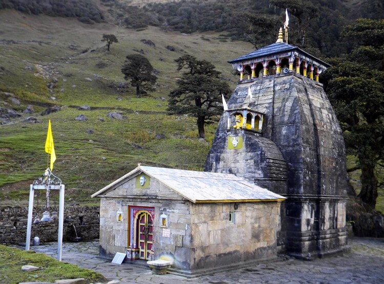 दूसरा केदारनाथ कहे जाने वाले मंदिर में बारिश का कहर, सामने आया लाइव वीडियो