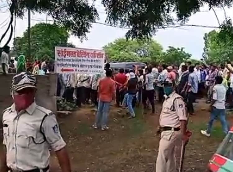 एमपी में बीजेपी नेता के परिवार में 6 लोगों की तलवार से काटकर हत्या