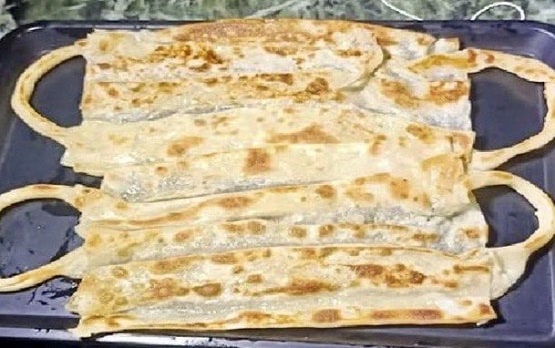 कोरोना वायरस: इस शहर में बन रहा 'मास्क पराठा', वायरल हुए फोटोज