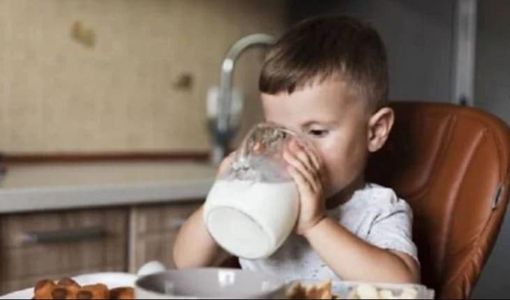 दूध का पैकेट जो आप रोज खरीद रहे हैं क्या वो कोरोना से सुरक्षित है?